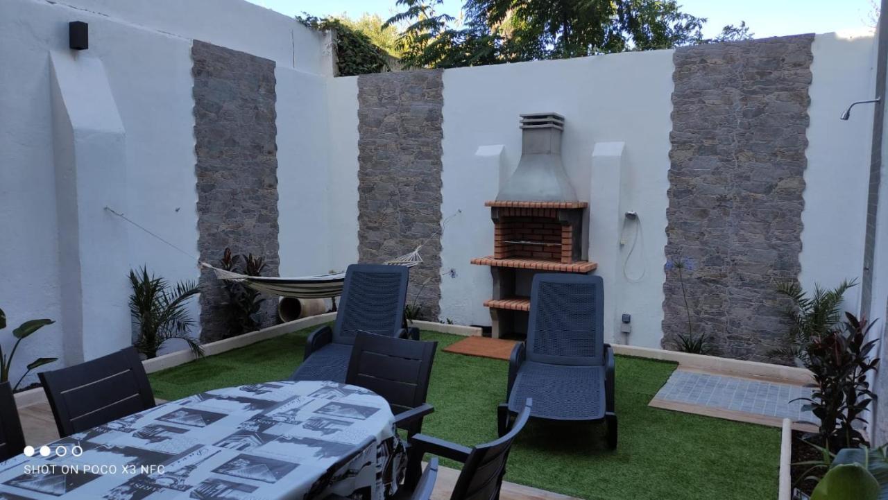 Appartement Malvarosa Beach Private Garden à Valence Extérieur photo